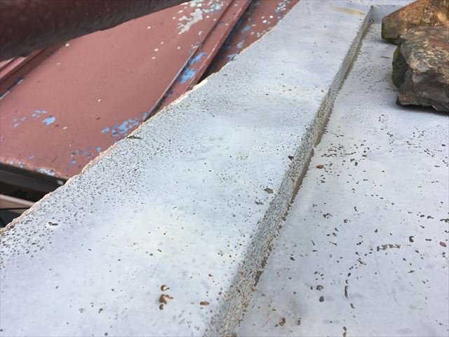屋上　陸屋根　防水　剥離　劣化　ひび割れ