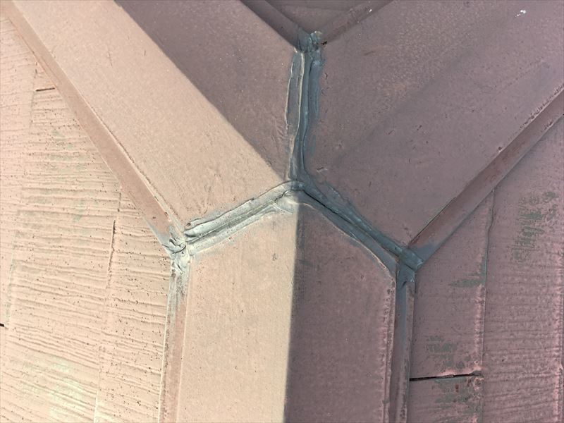 屋根　スレート　カラーベスト　コロニアル　褪色　屋根塗装
