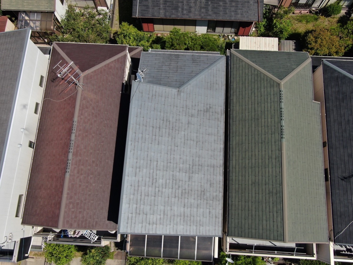 名古屋市緑区でドローンを使用して屋根点検！塗装不可能なパミール屋根でした！