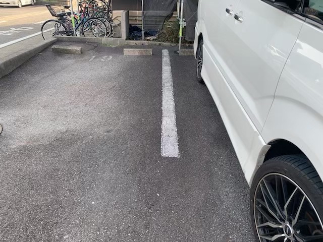 駐車場ライン施工前