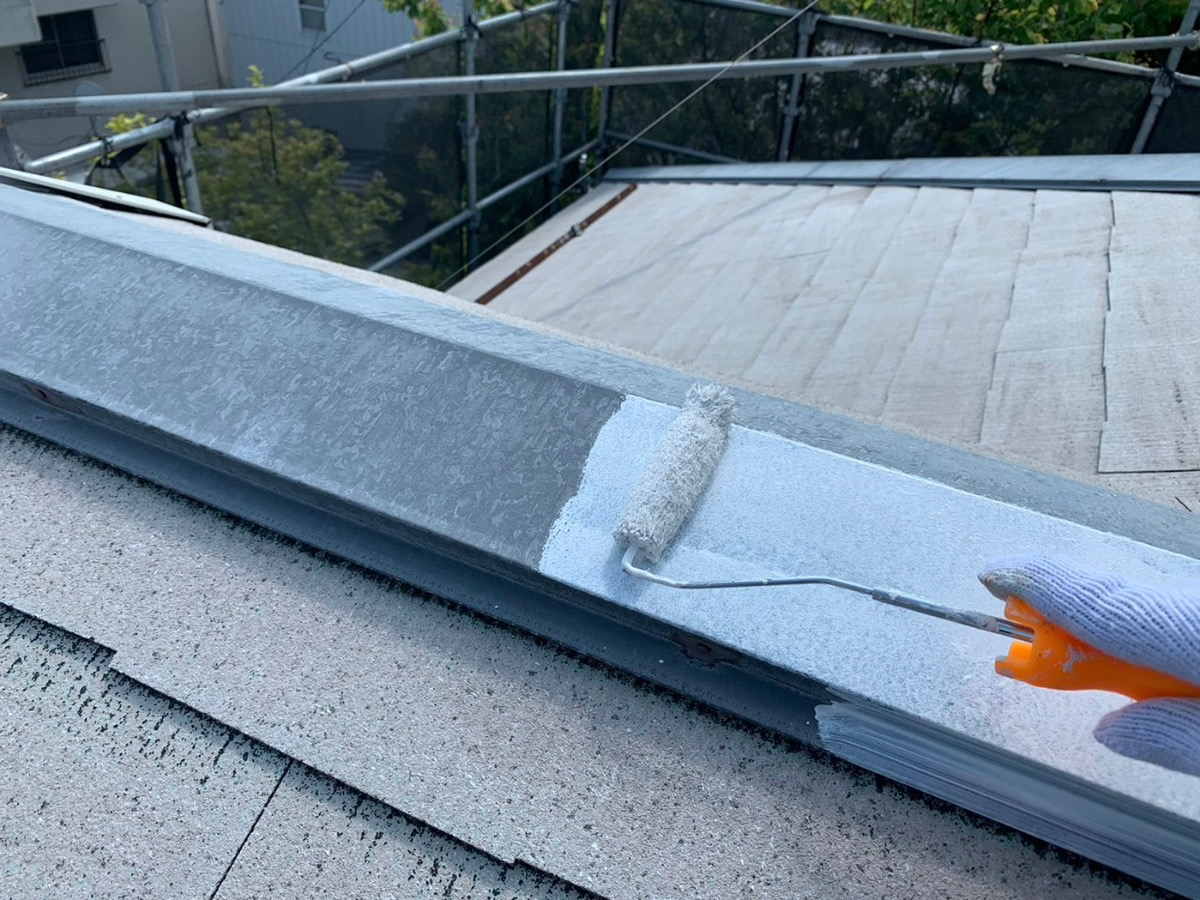 屋根板金錆止め塗布