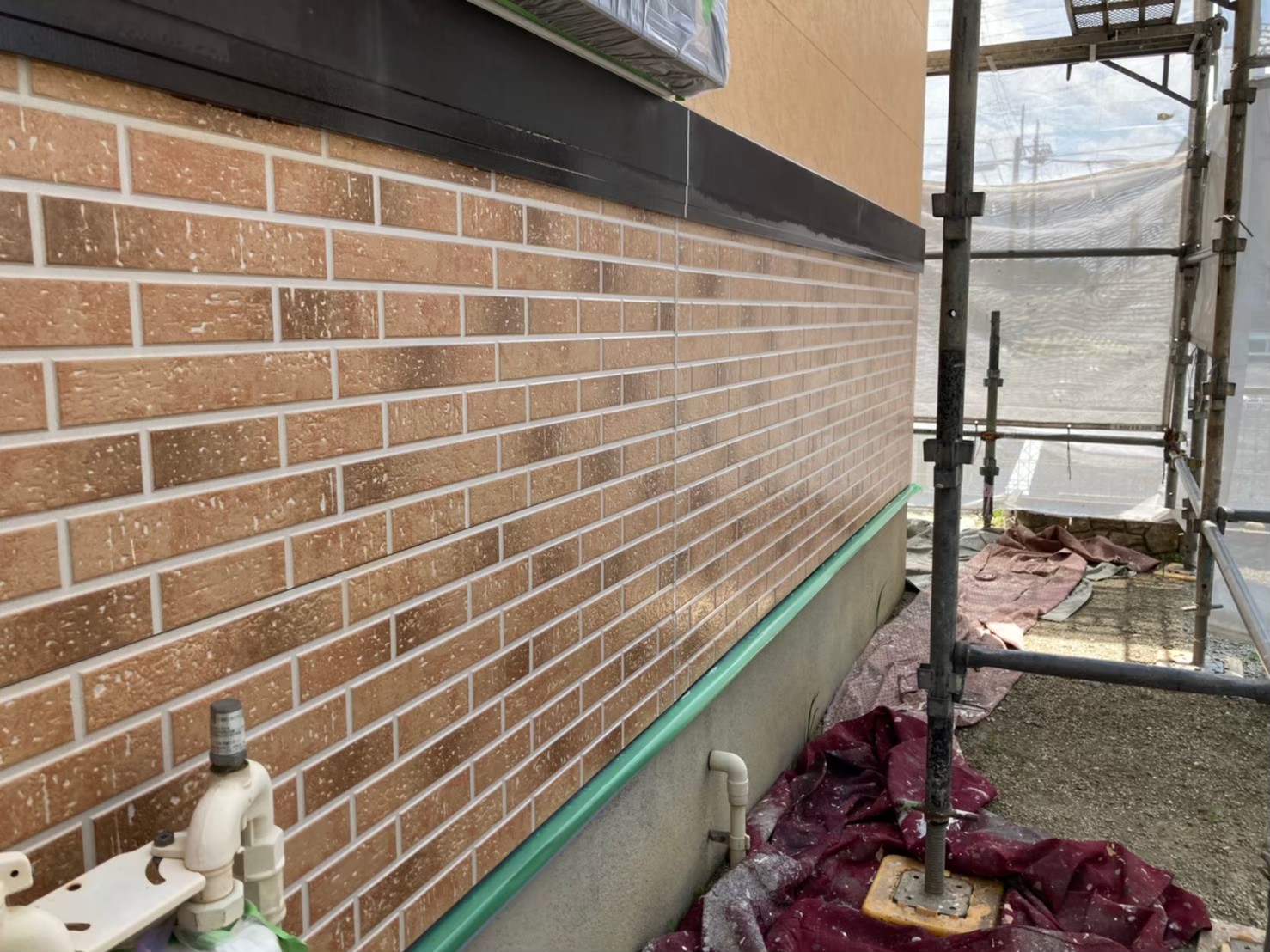 名古屋市南区にて、艶を失っていた外壁をクリヤー塗装でピカピカに致しました！！